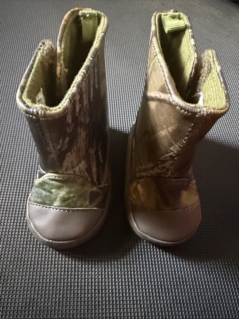 Baby camo Green  Boots - Unbranded